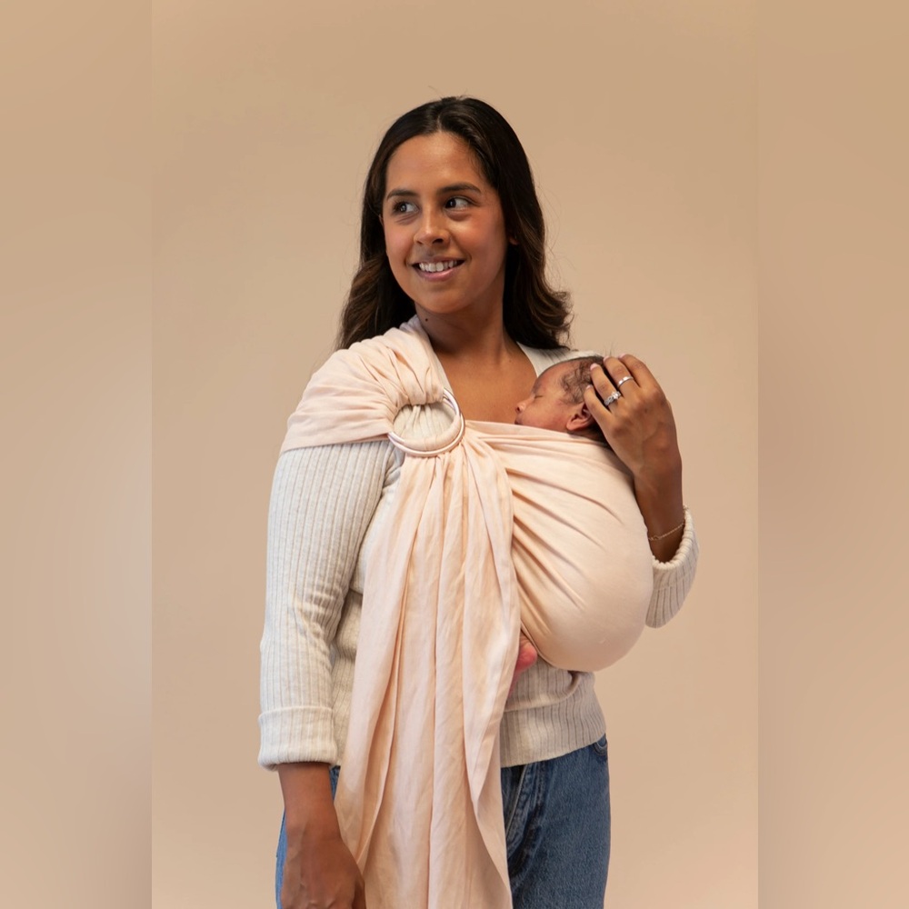WildBird Baby Ring Sling Carrier in Blush Pink